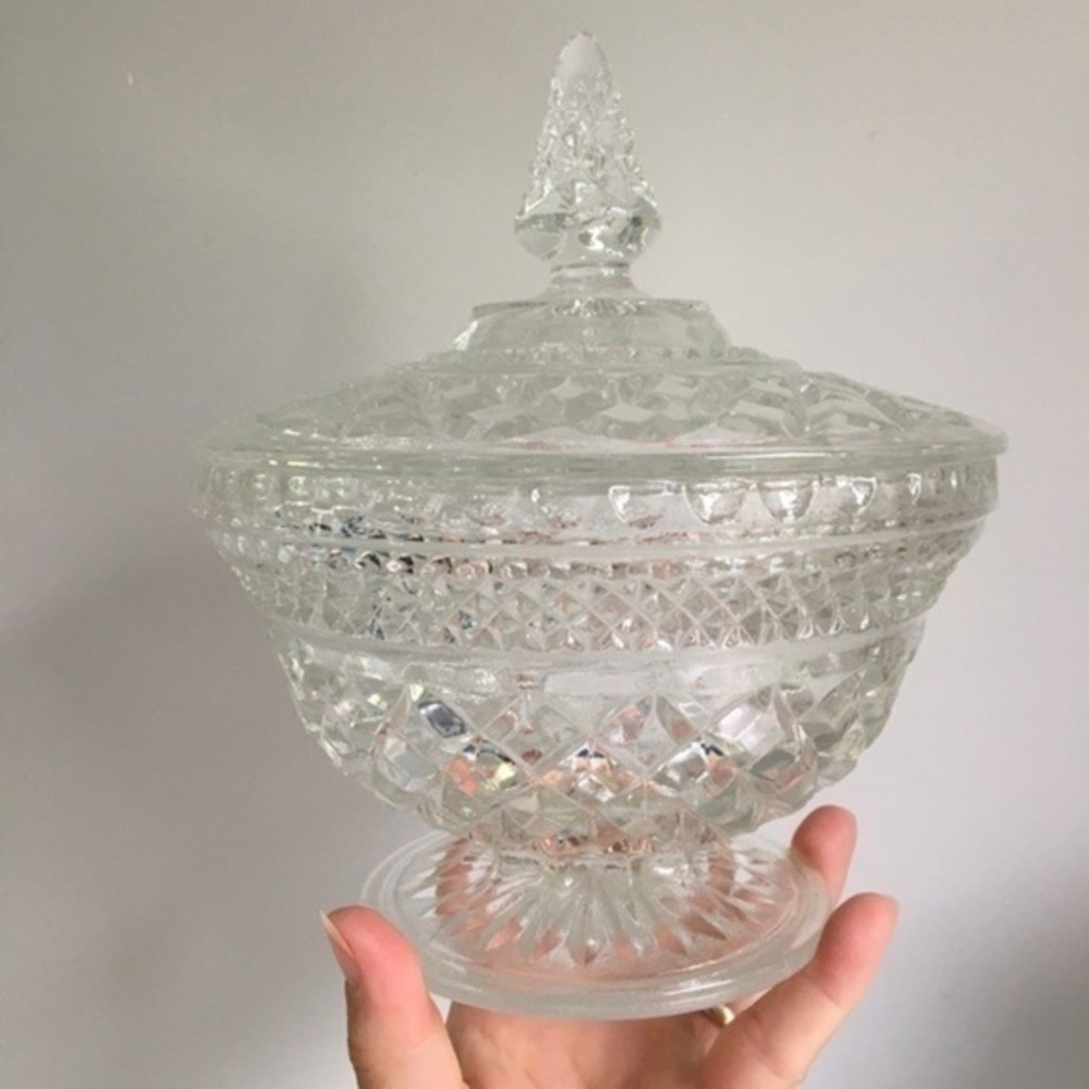Vintage Anchor Hocking Wexford Covered Candy Dish - Picture 4 of 9